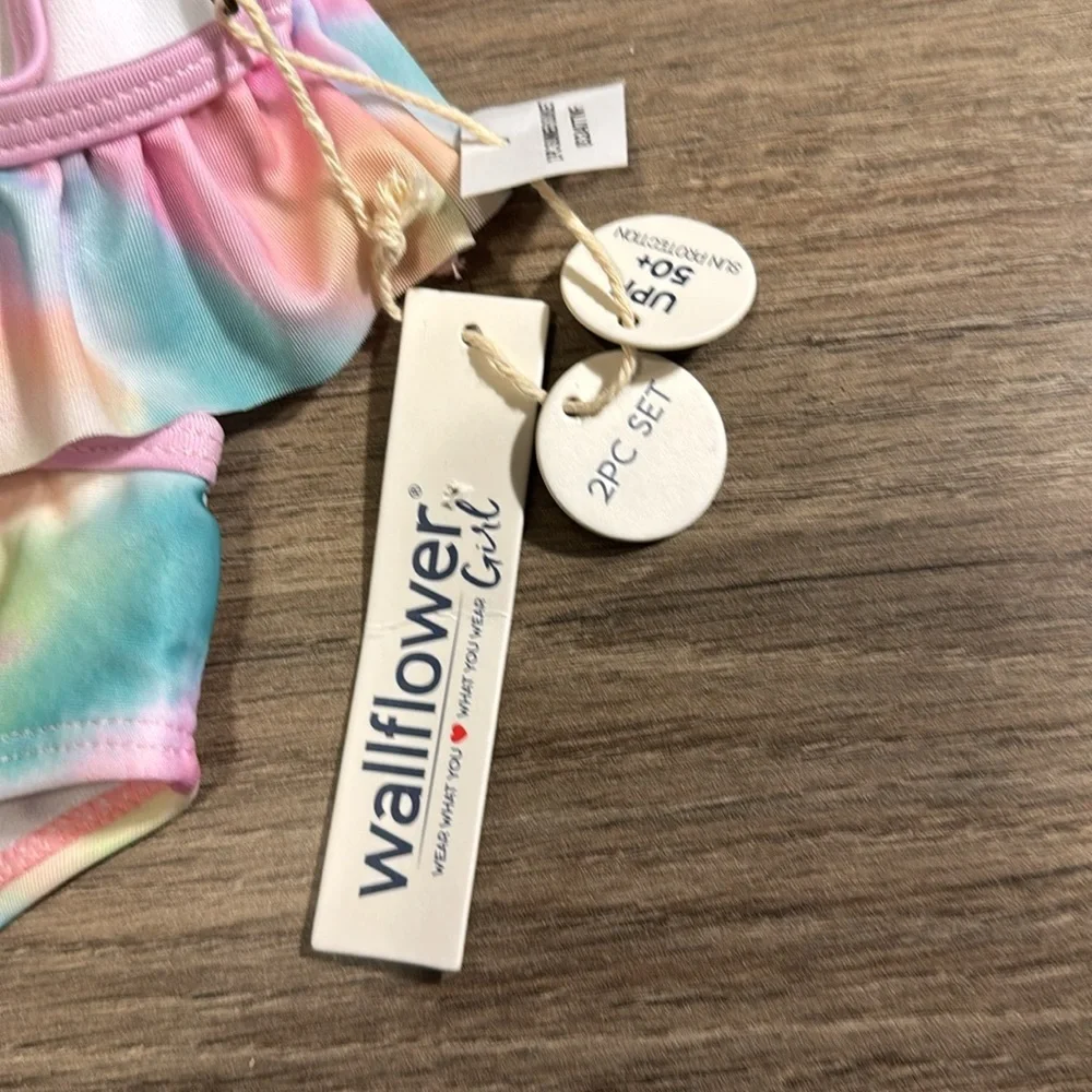 NWT swim bundle girls size 5 Colorful Swimsuit Set with Sunglasses‎ & a 2 piece